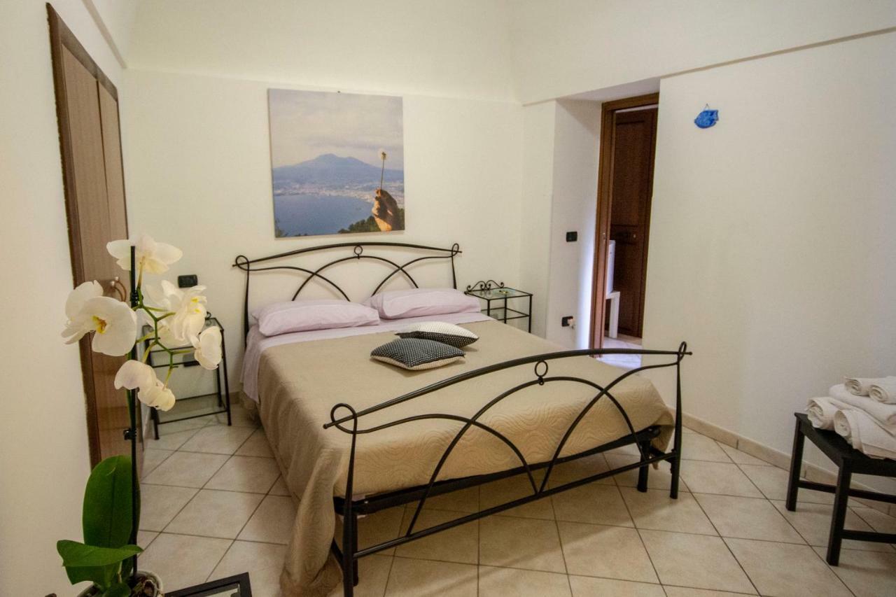 Quintessenza - Sorrento Coast Rentroom Вико-Экуенсе Экстерьер фото